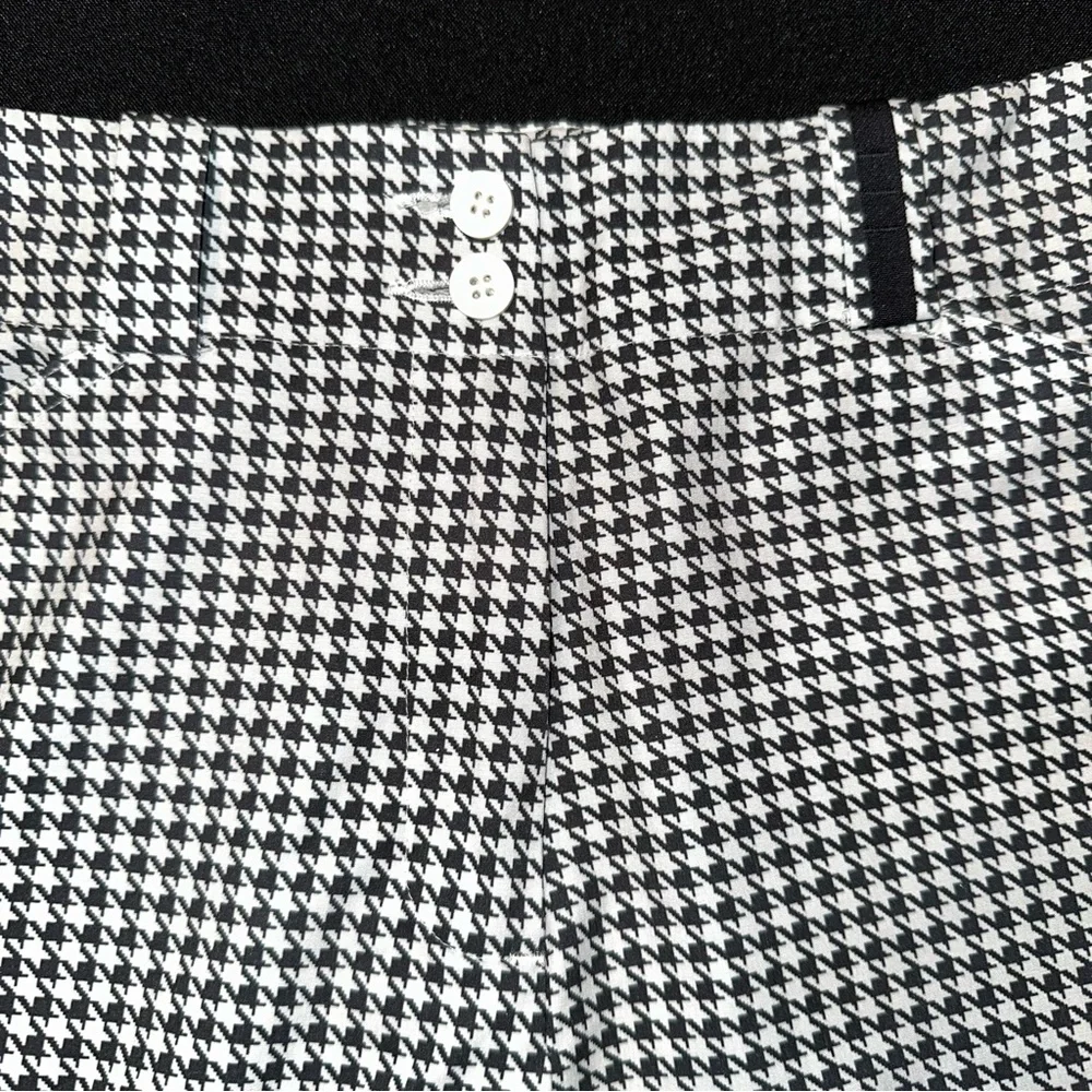 Nike Golf shorts‎ ladies size 6 black & white houndstooth check with pockets